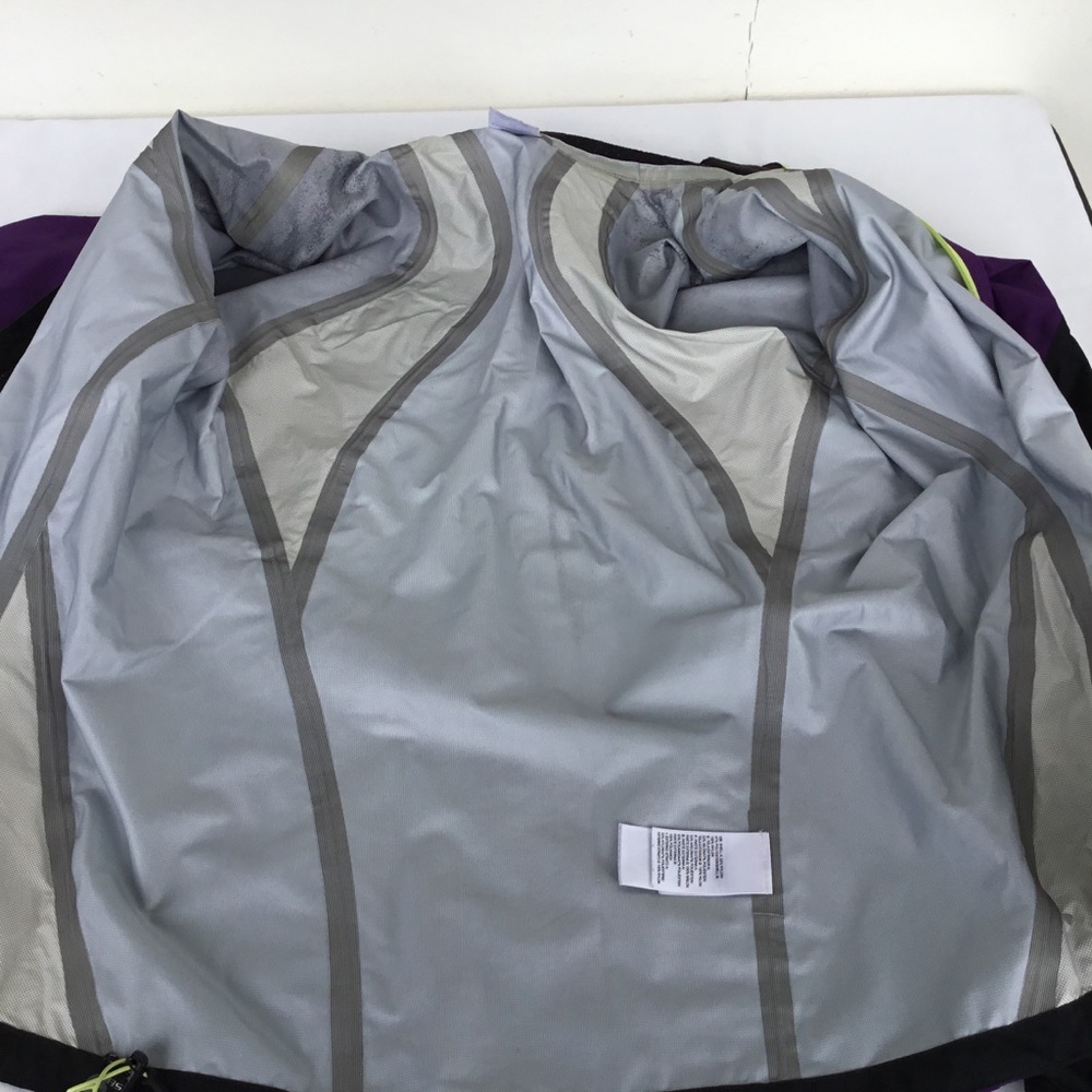 The North Face Running Jacket - Small - image 4